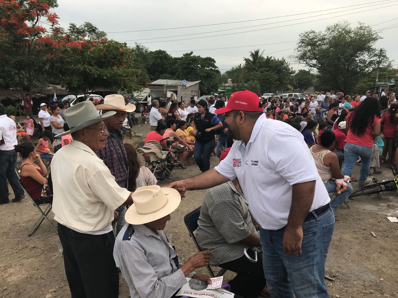 La Cámara de Diputados garante de una transcicion ordenada con AMLO: Paco Huacus
