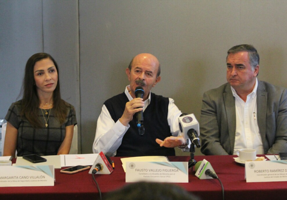 Autoridades municipales deben hacer a un lado la soberbia y prepotencia: Fausto Vallejo Figueroa