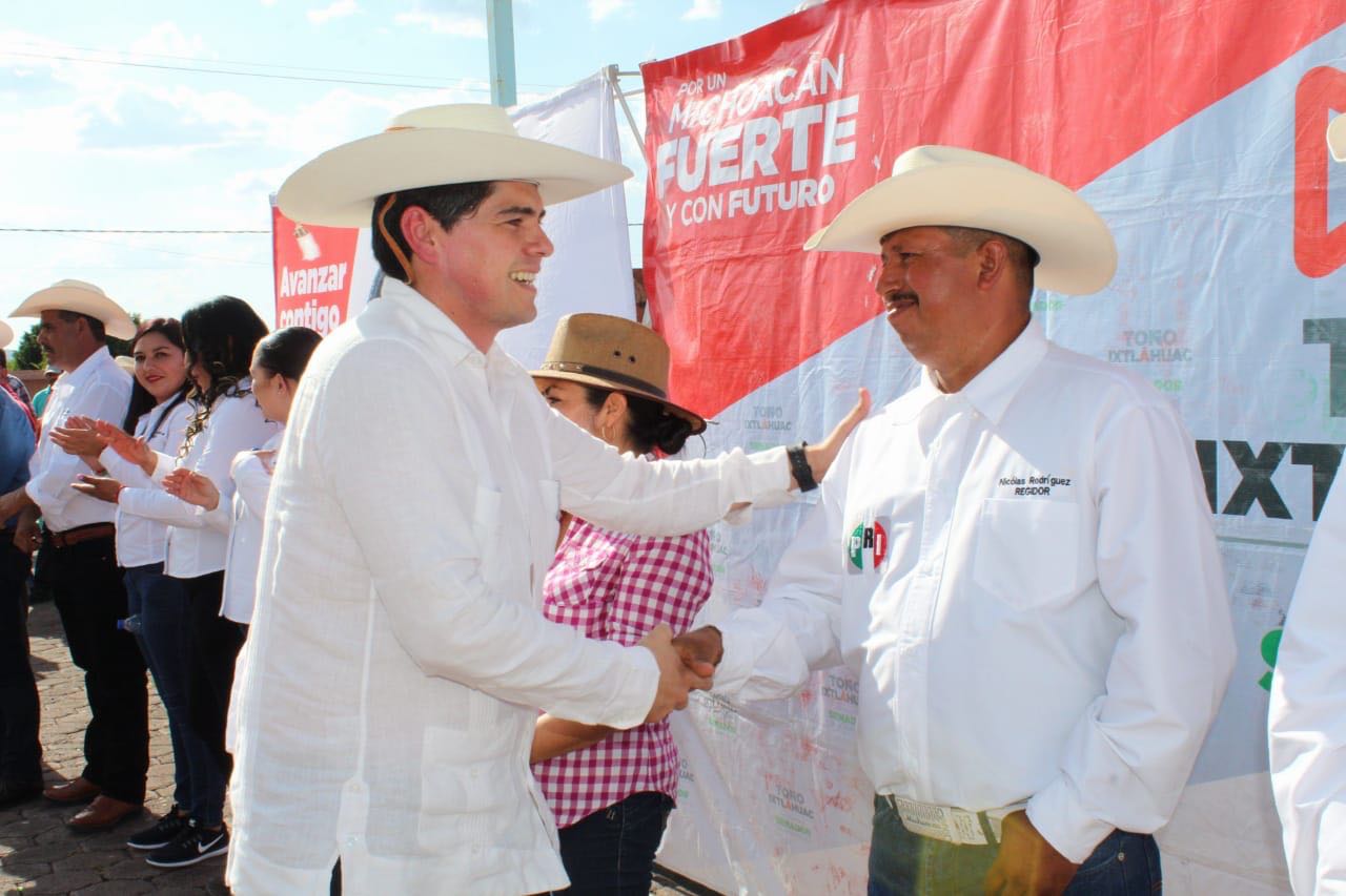 Toño Ixtláhuac, trabaja en intensos recorridos por el estado de Michoacán