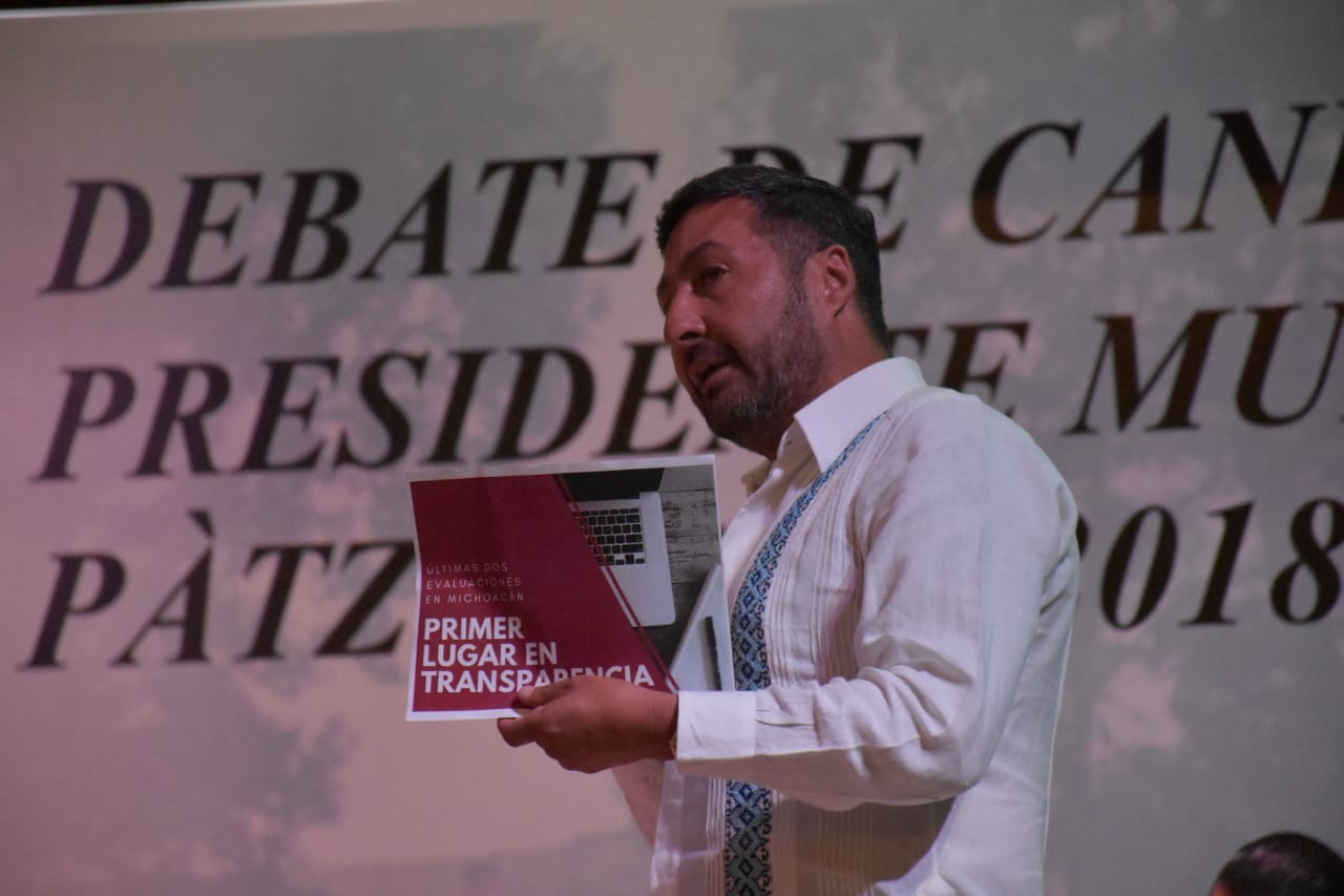 Posiciona Víctor Báez plan de gobierno 2018-2021 en debate del IEM