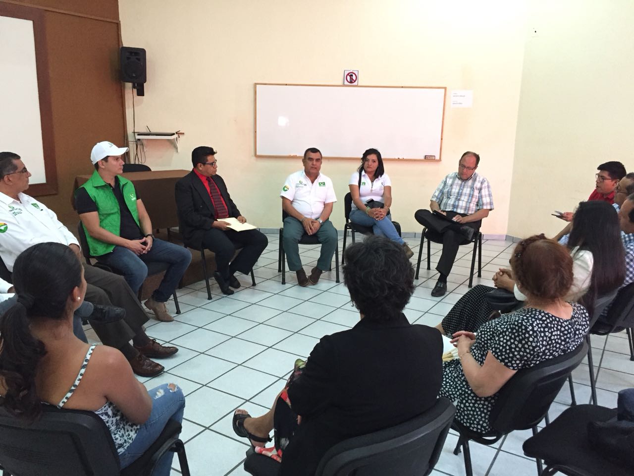 Afirmó Constantino Ortiz que las obras serán para constructores locales y sin diezmos, ni cuotas