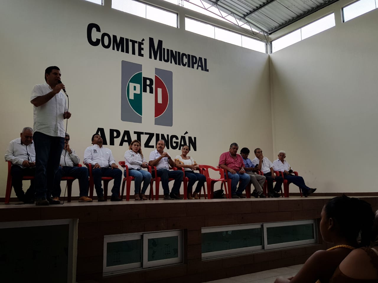 César Chávez Garibay va con el apoyo  de los ciudadanos