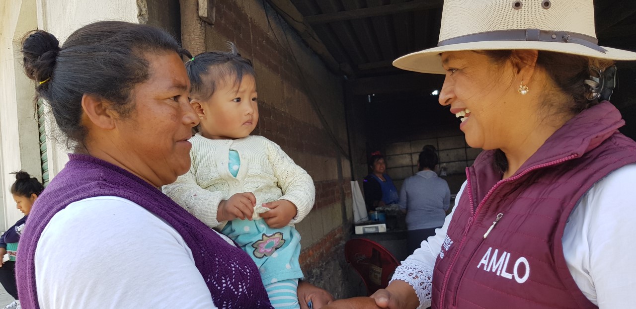 En el Barrio de San Nicolás, Ana Bertha Mastranzo, sigue sumando vecinos a su proyecto legislativo