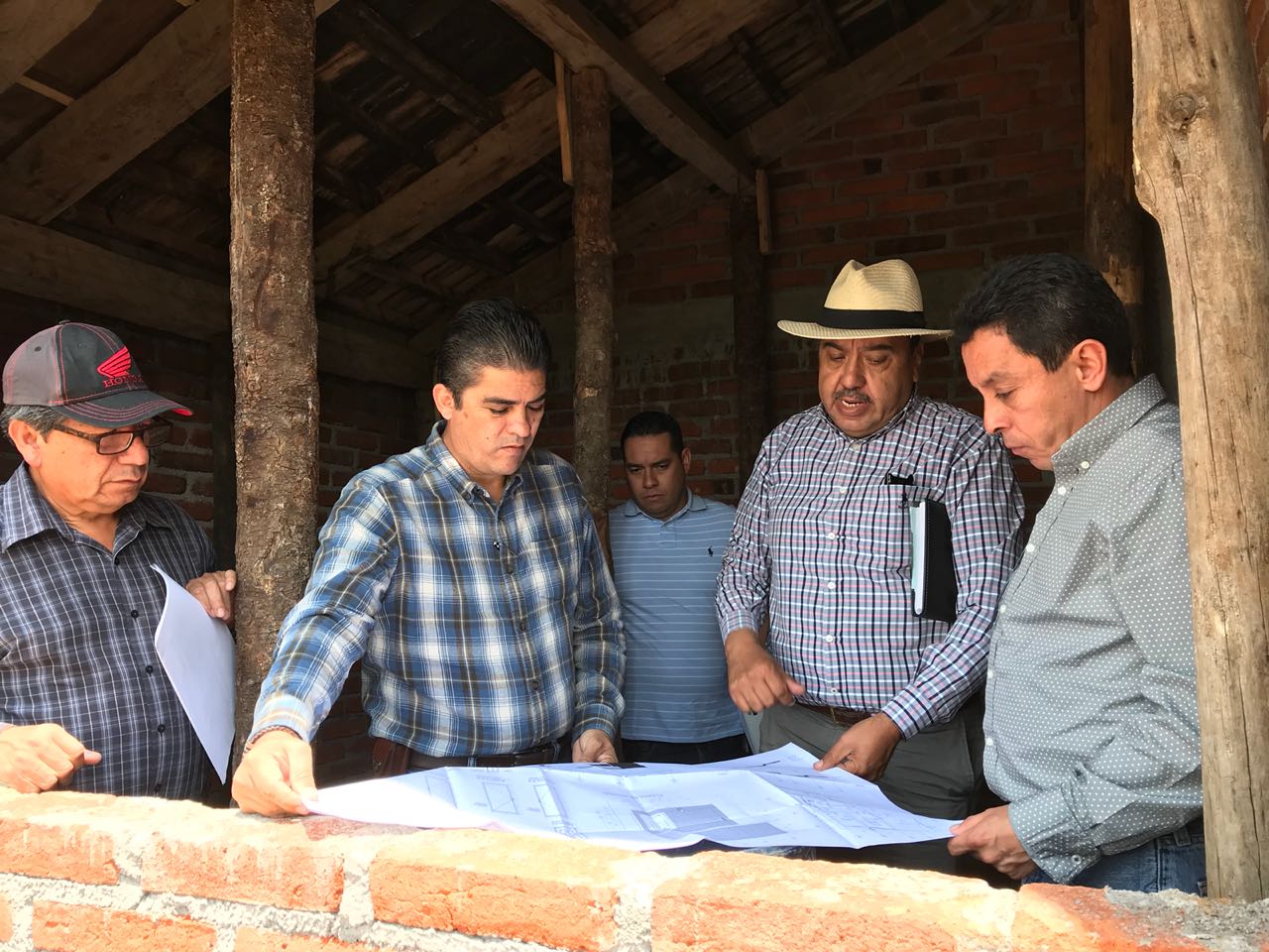 Aplica CEAC más de 19 mdp en obras de saneamiento en Quiroga y Tzintzuntzan