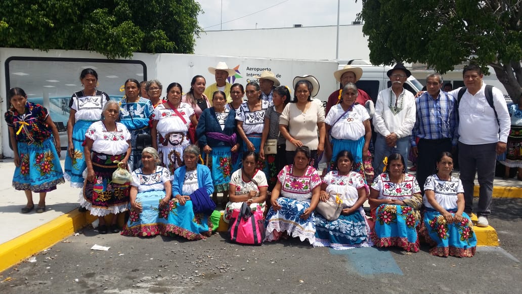 Se reencuentran originarios de Paracho con sus familiares en Washington