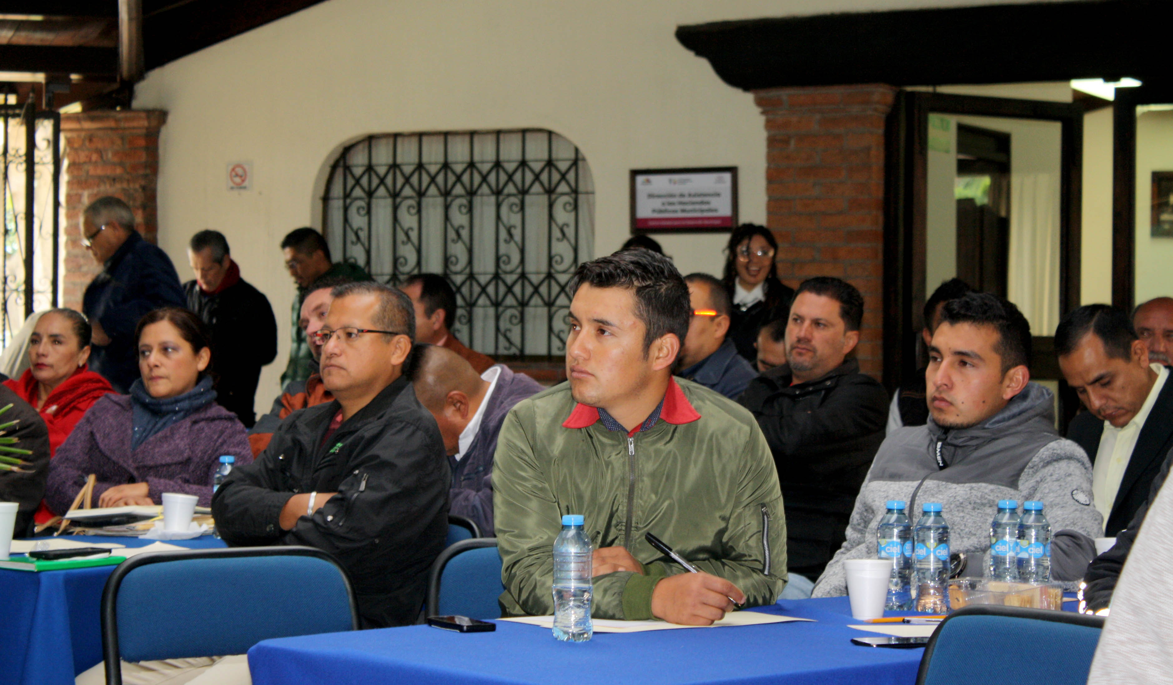 Capacita Cedemun a servidoras y servidores públicos salientes en entrega-recepción