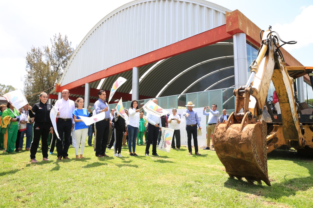 Entrega Gobernador obras de modernización del CDER