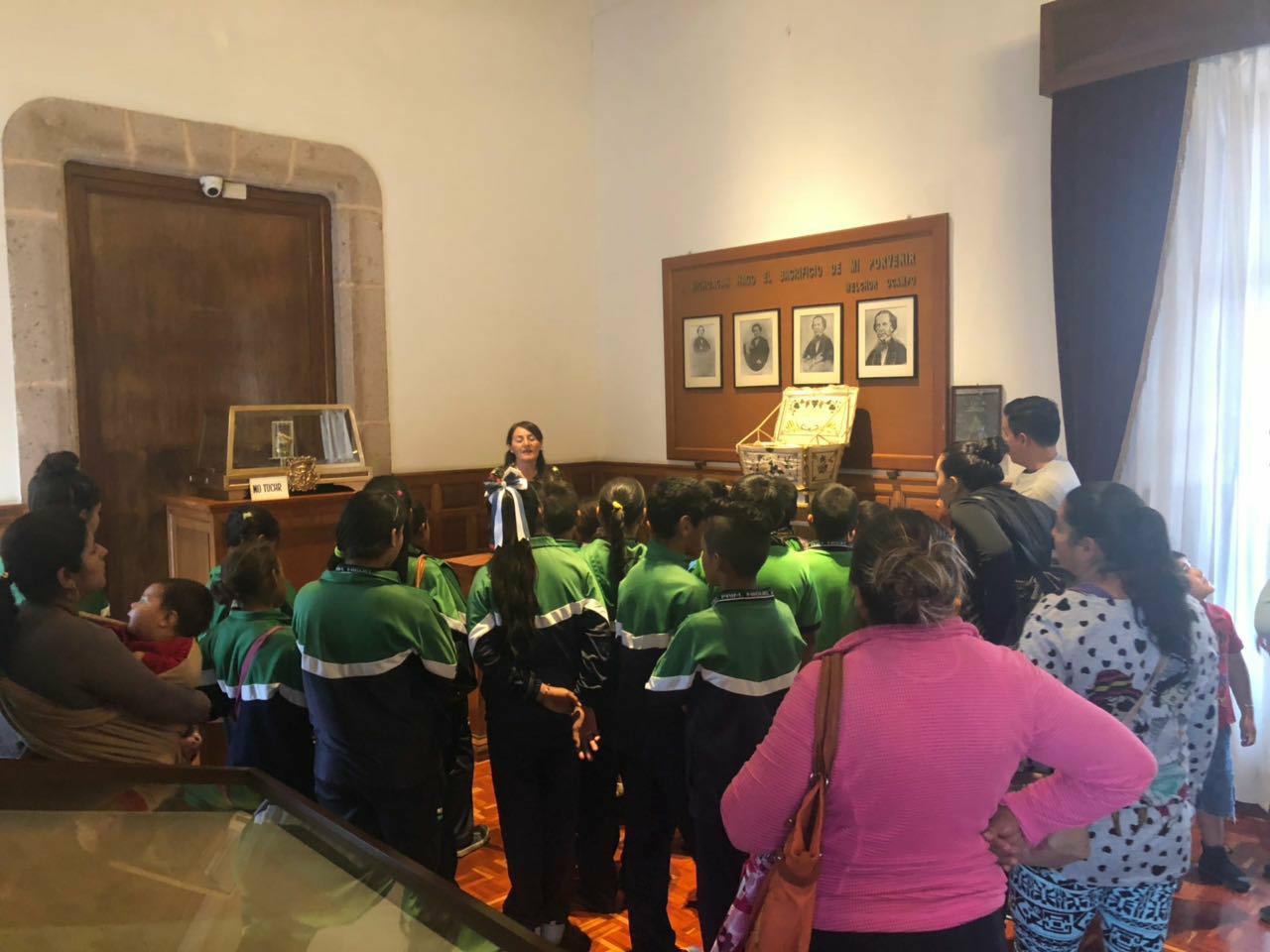 Atiende Sectur Michoacán a más de 3 mil paseantes a través del turismo social