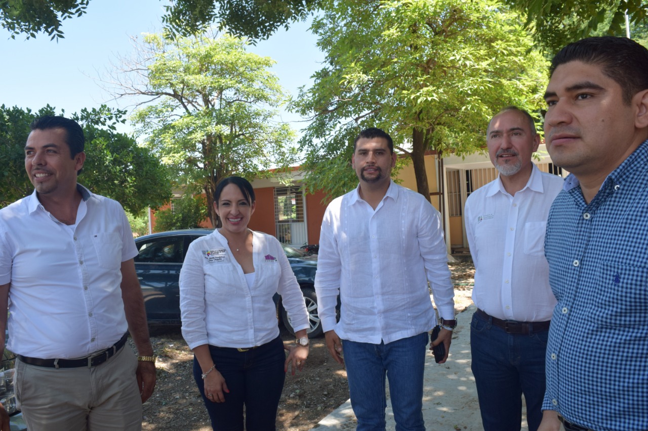 Rehabilitarán IIFEEM y SCOP Secundaria Federal No.1 en Huetamo