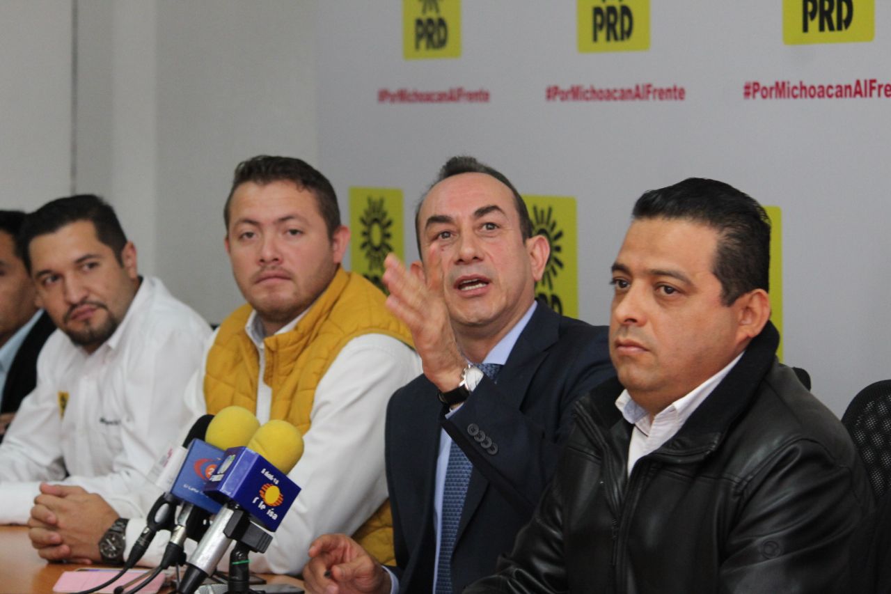 Esfuerzo, capacidad, unidad y experiencia, ofrece Toño Soto al PRD