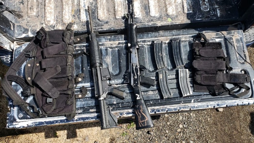 Detiene SSP a 4 con armas y vehículo robado en Tanhuato