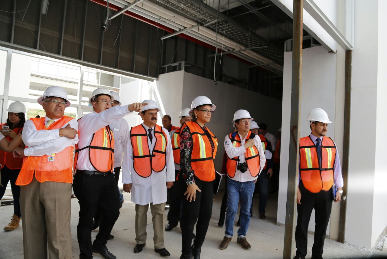 Supervisa SSM avance en construcción de Hospitales Civil e Infantil