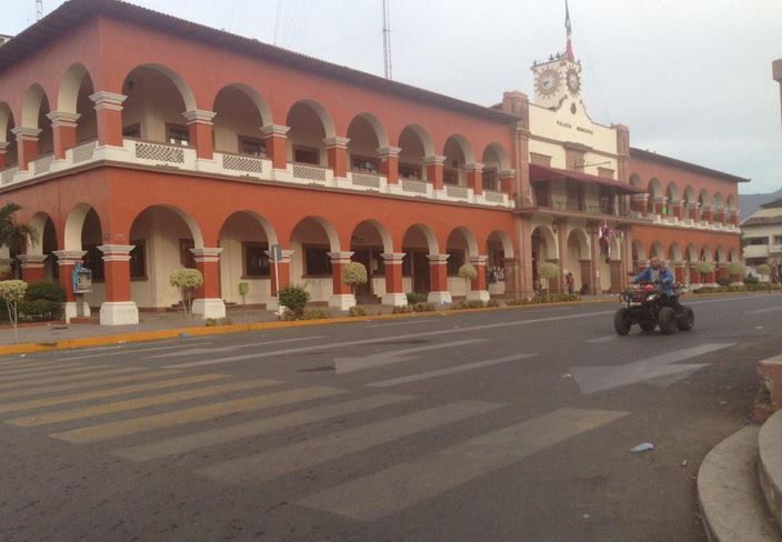 Administración saliente deja historia en la ejecución de obras En Apatzingán