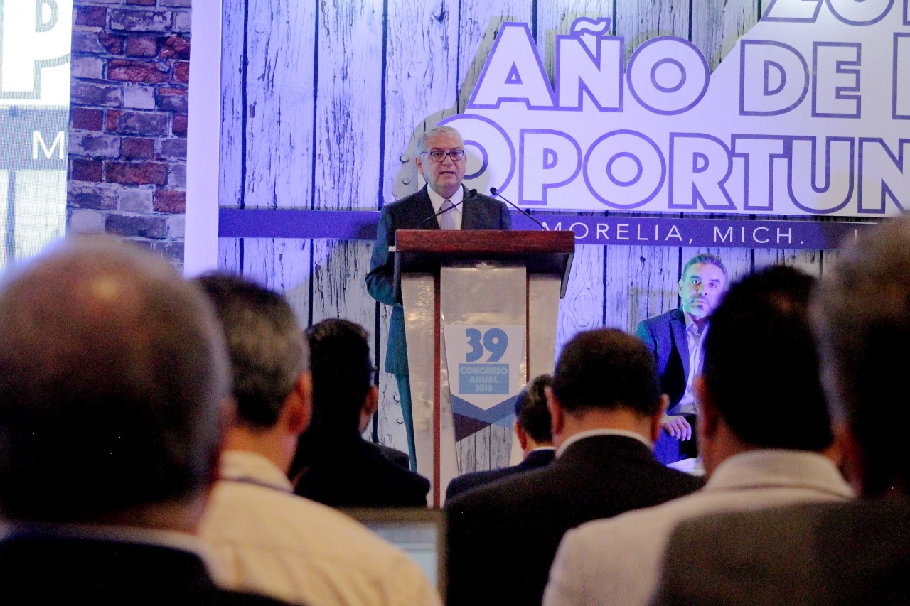 Inaugura Secretario de Finanzas congreso nacional en materia fiscal