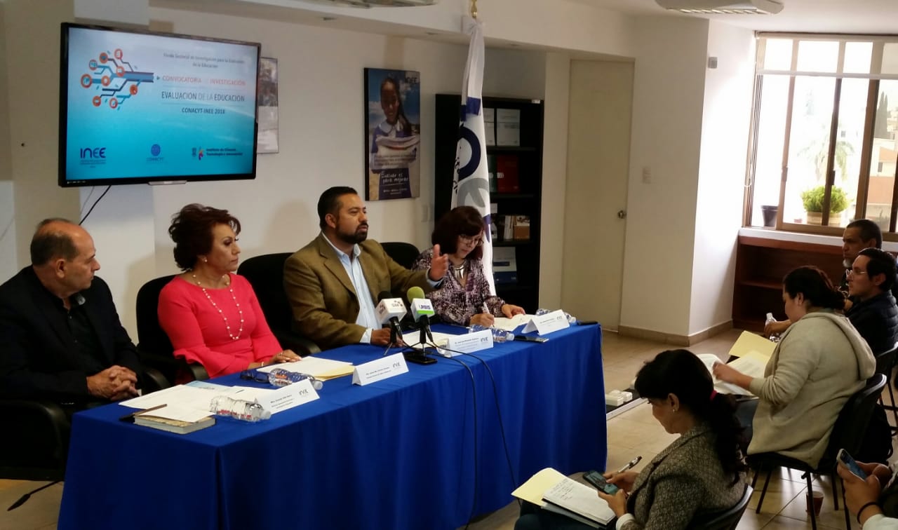 Invitan INEE e ICTI a postular proyectos al Fondo de Investigación para la Evaluación de la Educación