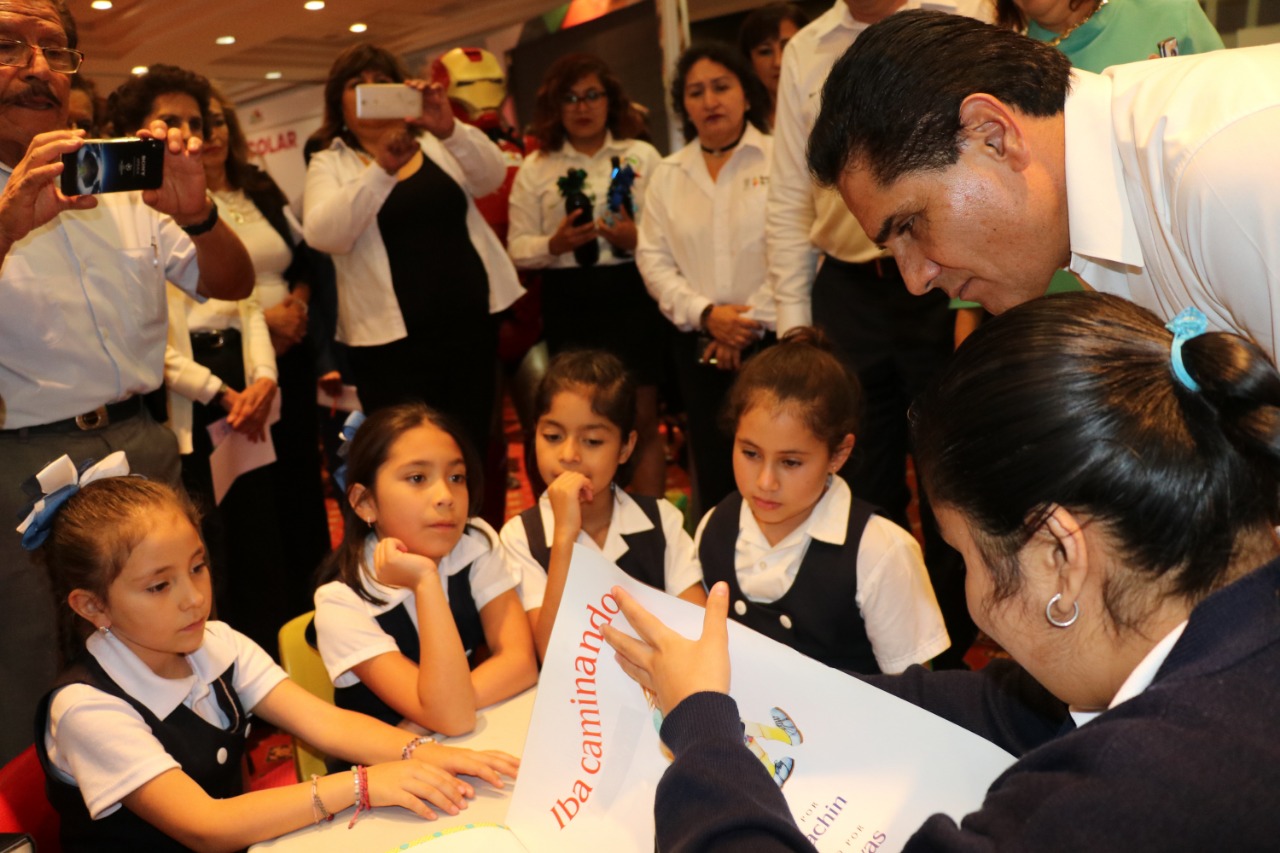 Un millón 300 mil estudiantes inician el ciclo escolar 2018-2019