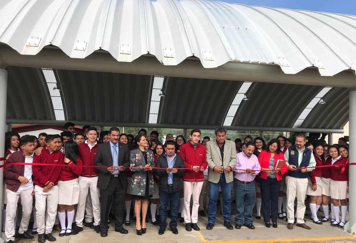 Plantel Coeneo del Cobaem estrena cancha de basquetbol