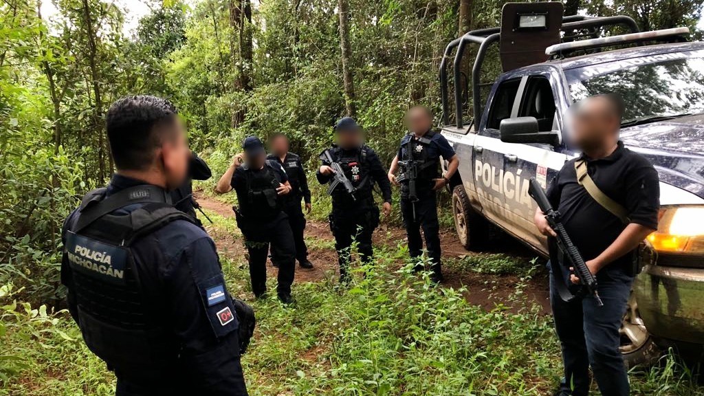 Detiene SSP a 12 con armas y vehículos robados, en Salvador Escalante