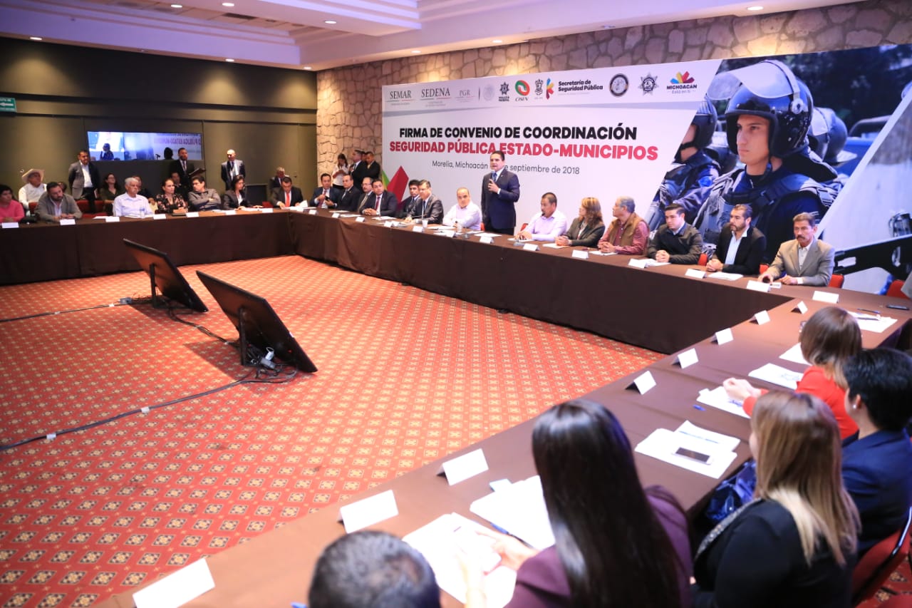 Acuerdan Estado y Municipios plena coordinación para fortalecer seguridad pública en Michoacán