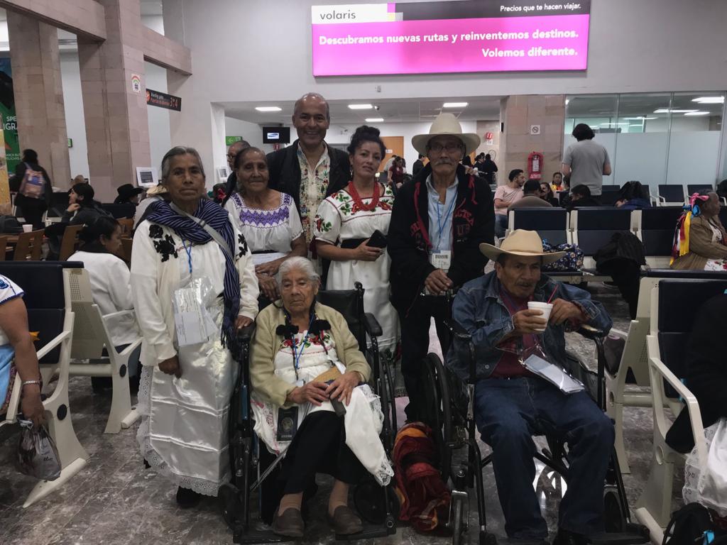 Con el reencuentro de 77 Palomas Mensajeras, celebran Noche de Muertos en California