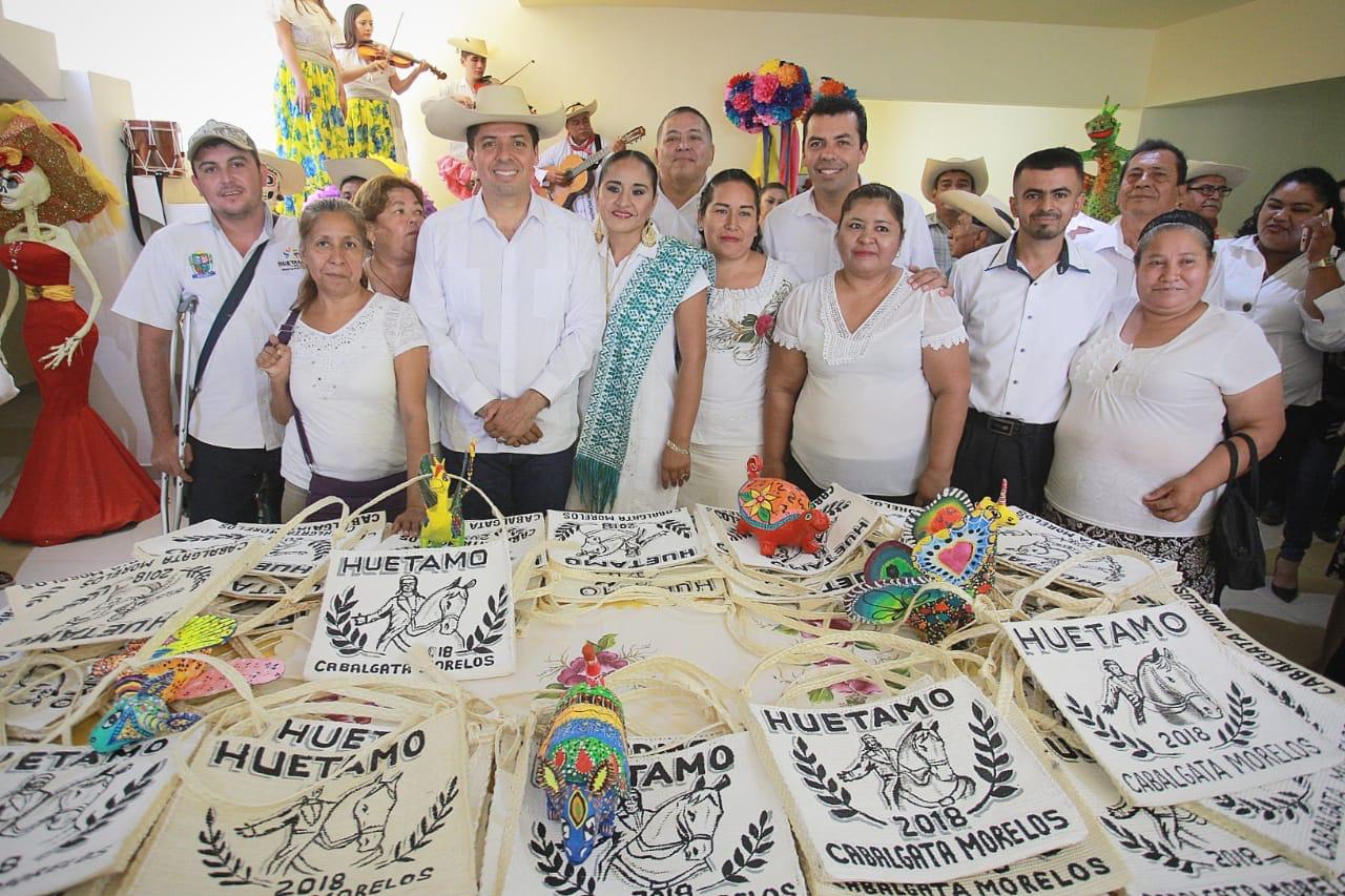 Inauguran Casa de la Cultura en Huetamo; gestión de Toño García