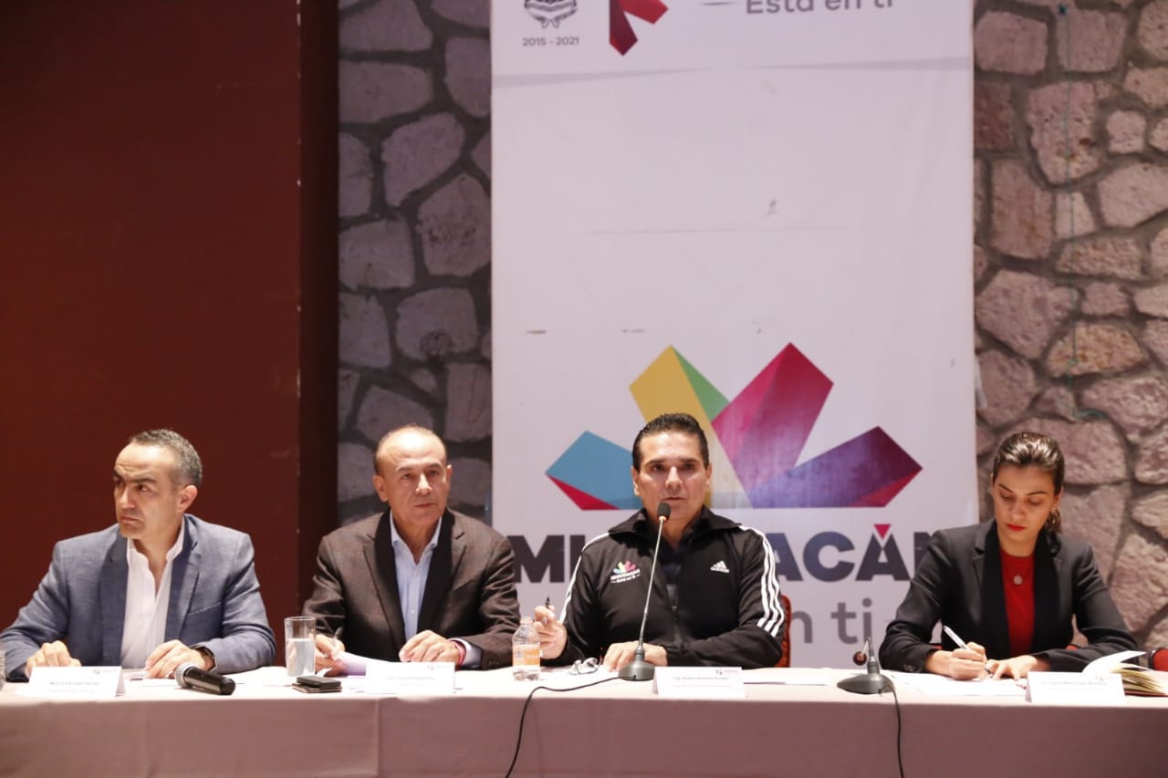 Encabeza Silvano Aureoles reunión con el Gabinete Legal y Ampliado