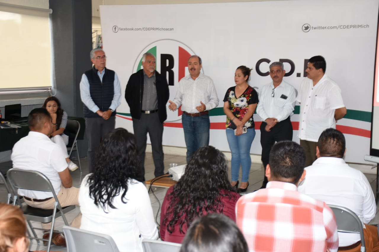 CAPACITA PRI A SUS AYUNTAMIENTOS