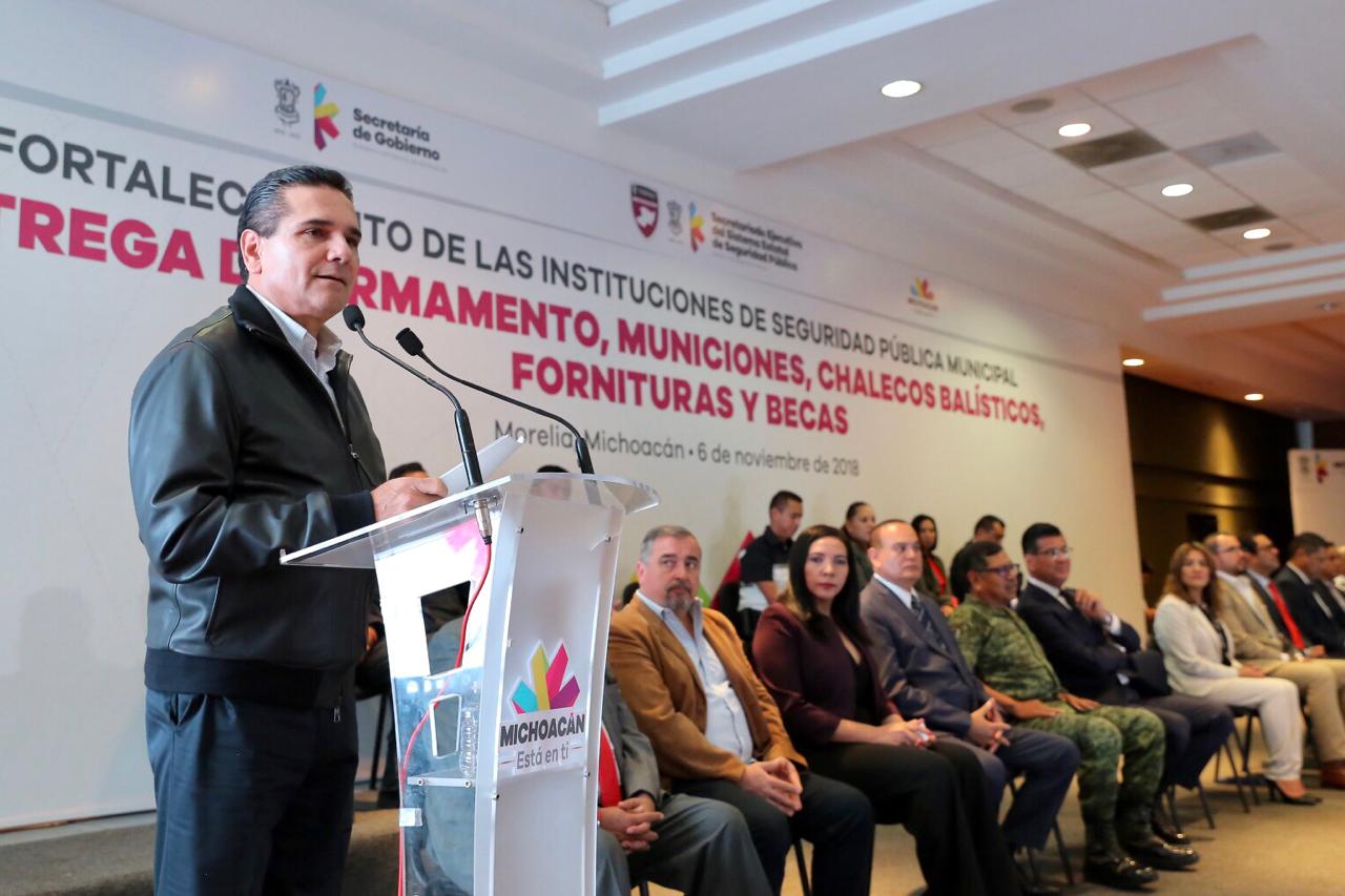 Consolidar cuerpos de seguridad y garantizar justicia, la ruta: Gobernador