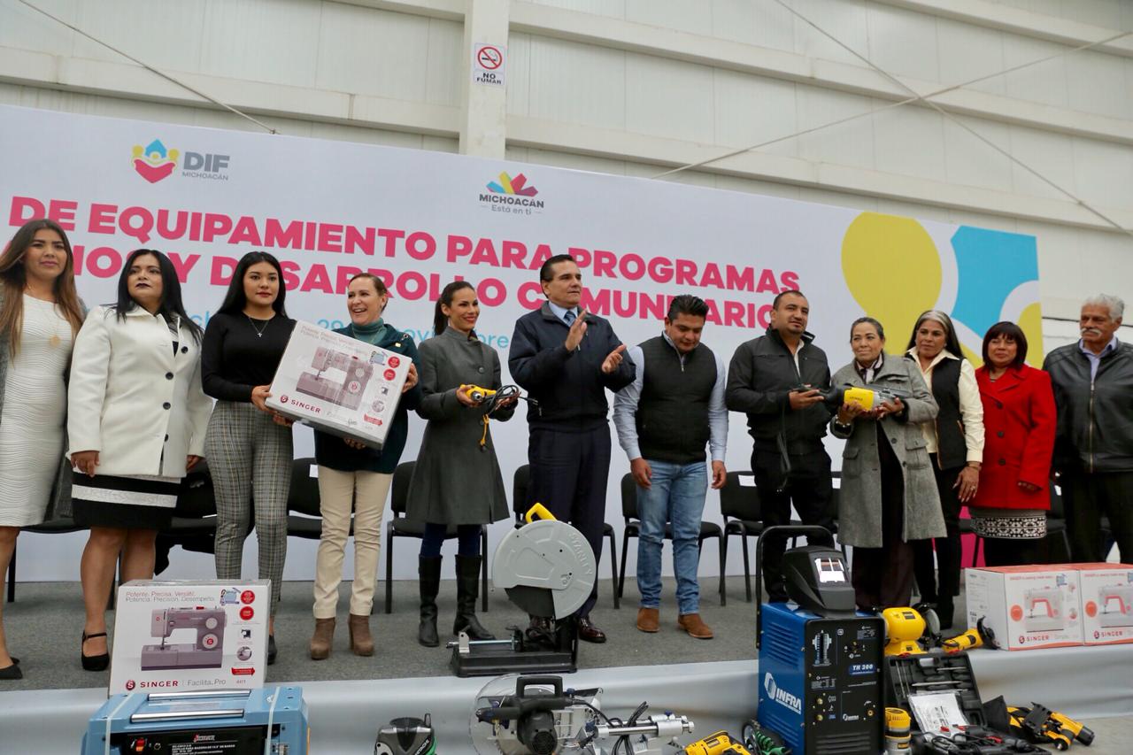 Continuaremos gestiones para apoyar a municipios; afirma Silvano Aureoles