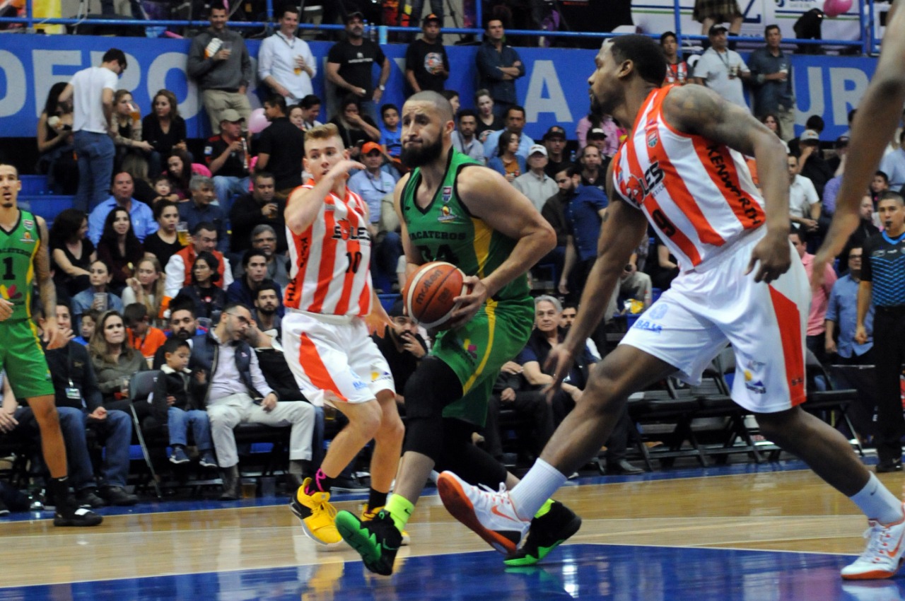 Con 9 partidos jugados, Aguacateros suman 16 puntos en la Zona Sur