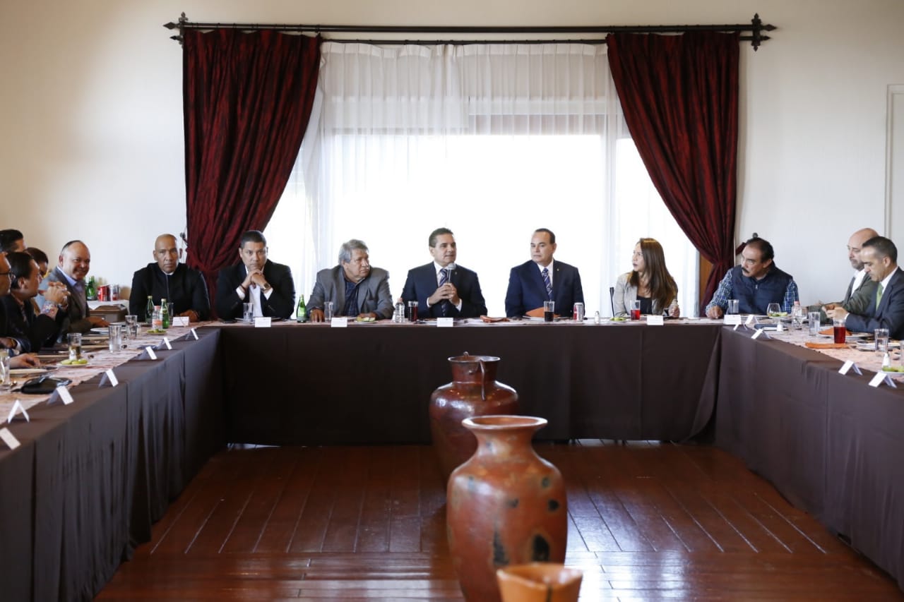 Destacan delegados federales trabajo conjunto con Silvano Aureoles