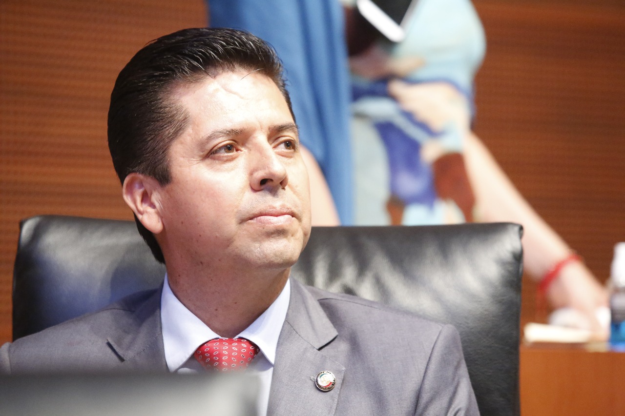 Toño García propone seguridad social para trabajadores domésticos