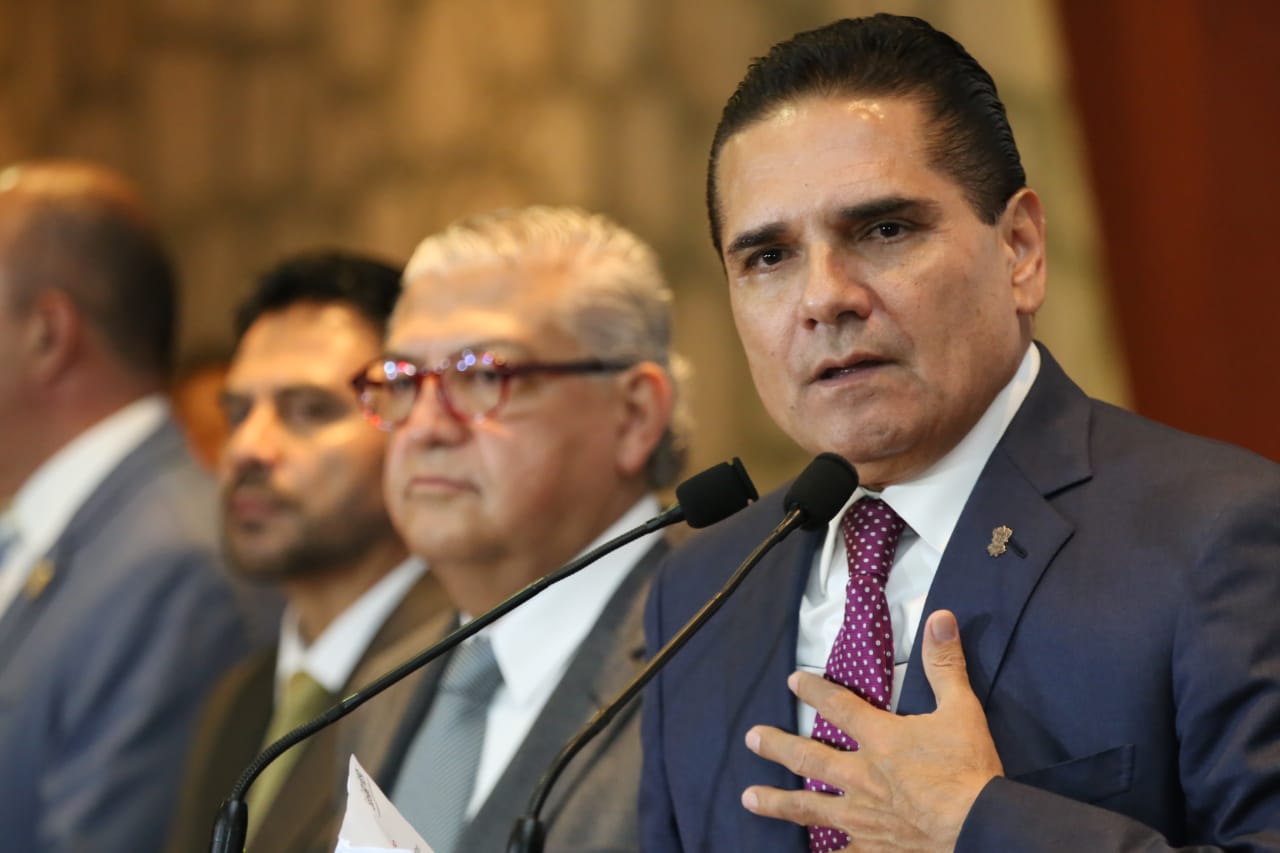 Más estados se suman a Michoacán en propuesta de mejorar educación: Silvano Aureoles