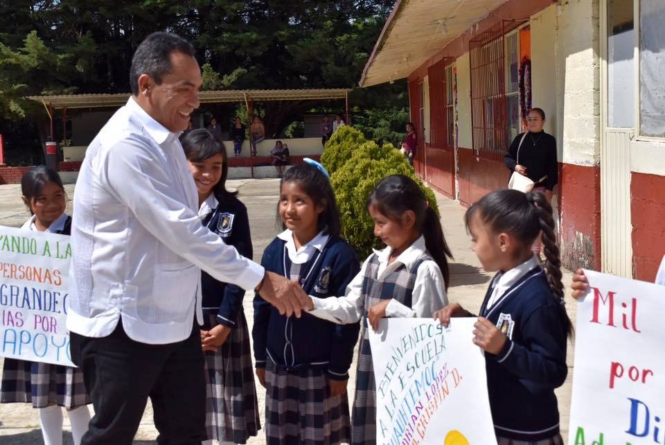 Erradicar violencia física y psicológica en menores propone Adrián López Solís