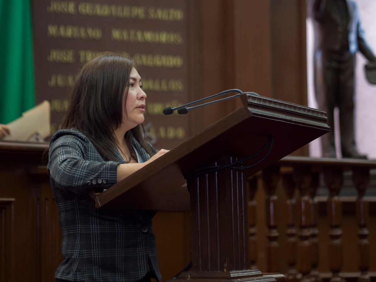 Laura Granados propone eliminar multas en pago extemporáneo de derechos por servicios en Michoacán