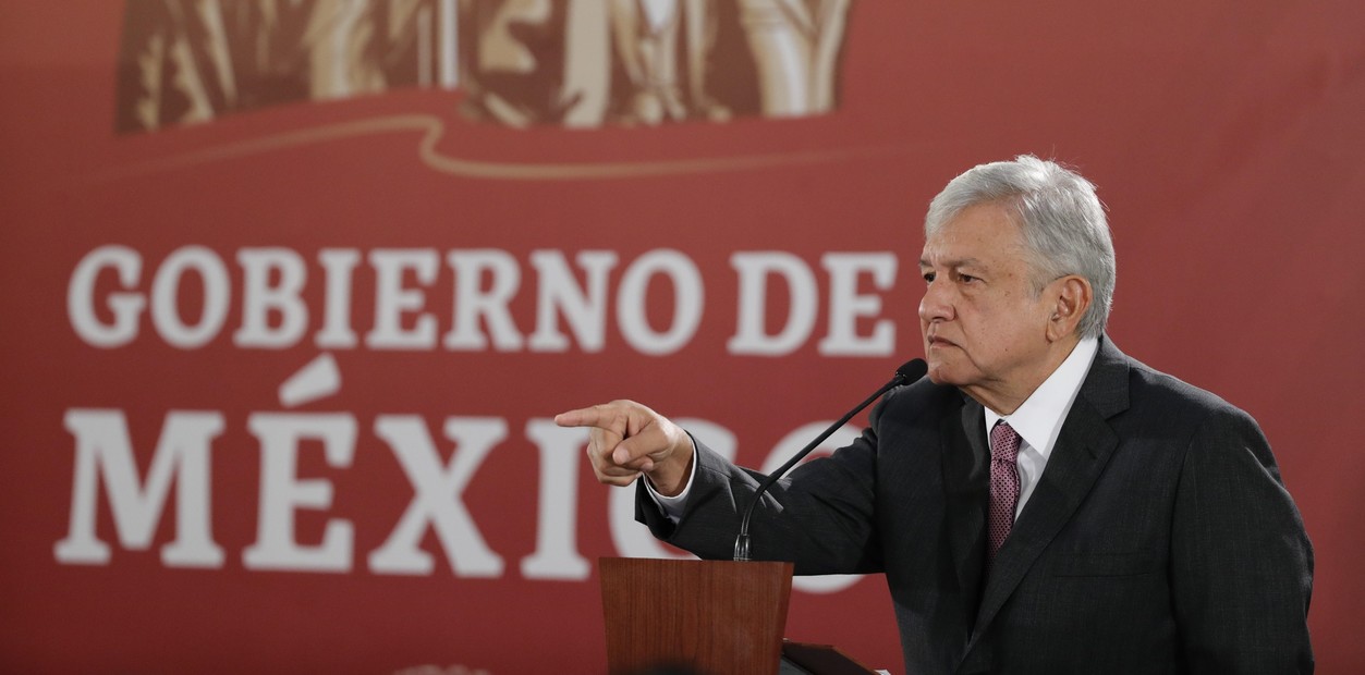 A Quien lo le guste bajo salario en el gobierno, que opte por el sector privado dice el Presidente de México Andrés Manuel López Obrador