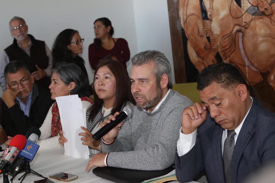 Diputados de Morena y PT dice no al pago de impuestos