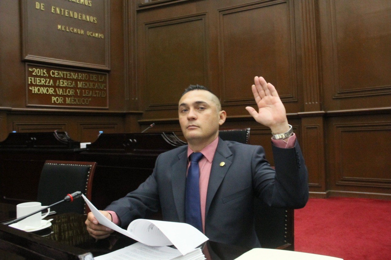 Debe reflejarse en el campo y no en papel membretado, reconocimiento a Zapata: Azael Toledo