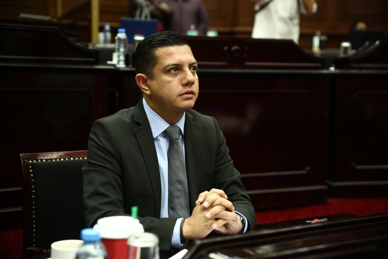 En el Congreso del Estado generamos resultados, la transparencia es nuestro compromiso: Oscar Escobar