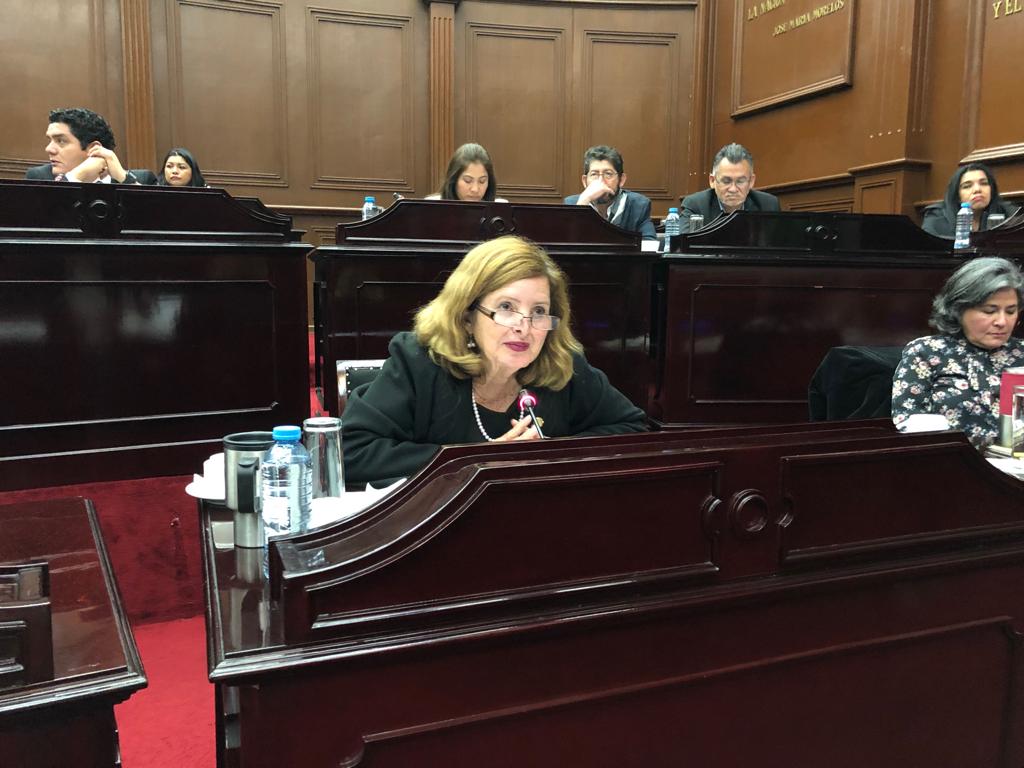 Solicita Sandra Luz Valencia reducción de hasta 50% en el precio de derechos del Registro Civil