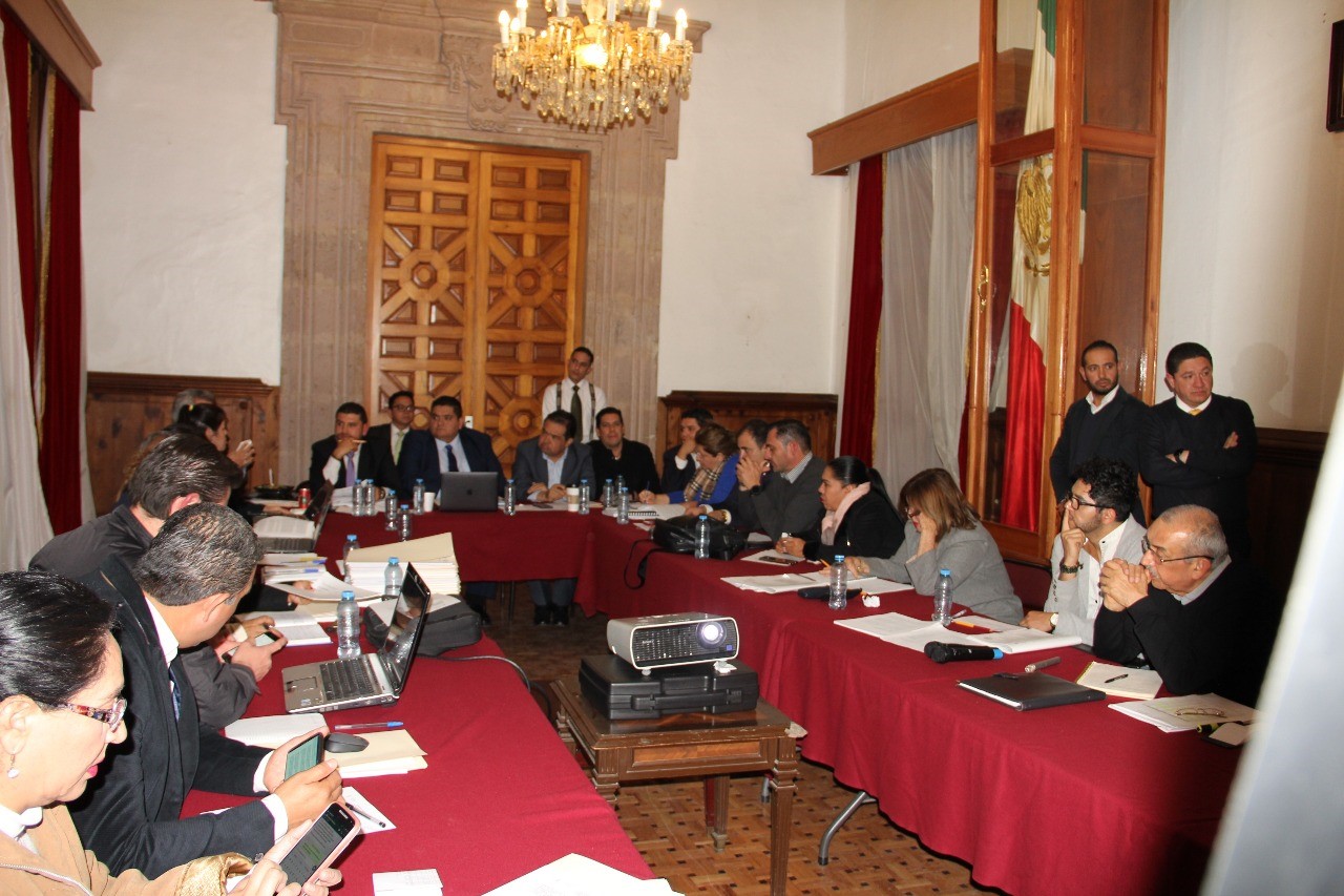 Aprueban comisiones unidas Ley de Ingresos