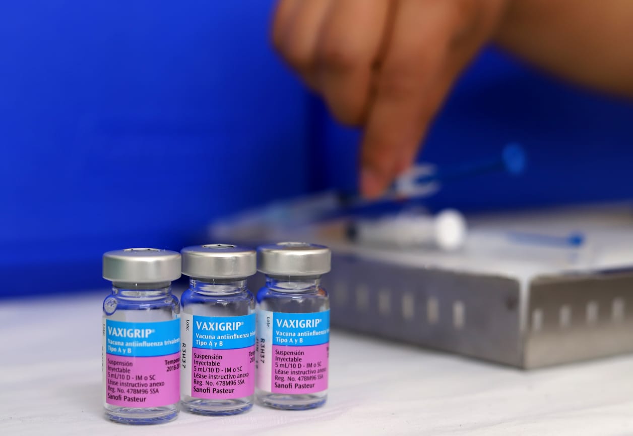 A disposición de la población, 180 mil vacunas contra la influenza