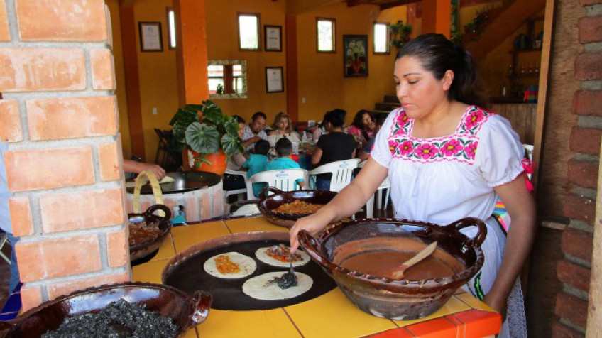 Cocineras Tradicionales, detonante del turismo gastronómico en Michoacán