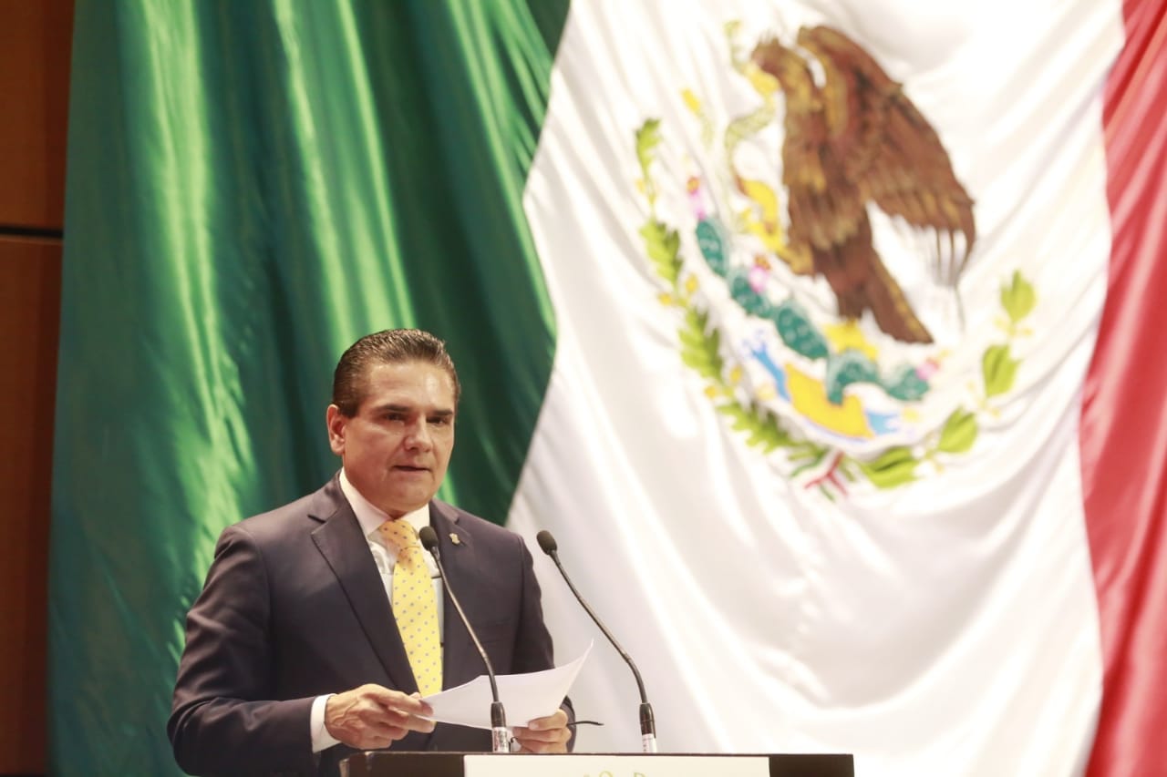 Militarizar la seguridad es riesgoso para México y sus instituciones: Silvano Aureoles