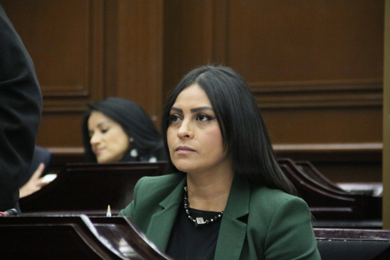 Exhorta Araceli Saucedo, a Gobierno Federal, evitar colapso social por desabasto de gasolina