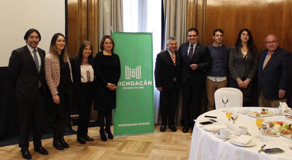 Presume Silvano Aureoles destinos de Michoacán a operadores turísticos españoles