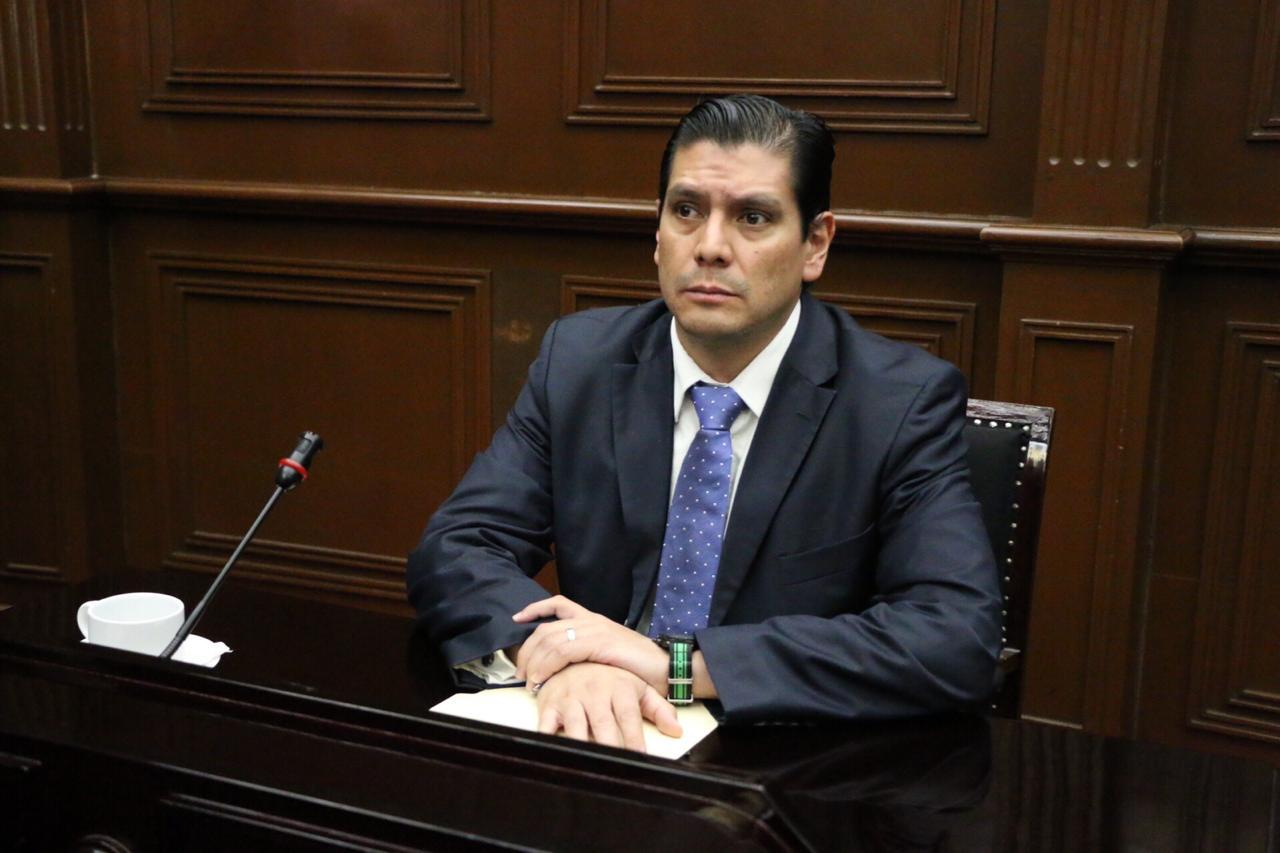 Urge Ernesto Núñez a la Federación, Estado y magisterio a resolver conflicto educativo en Michoacán