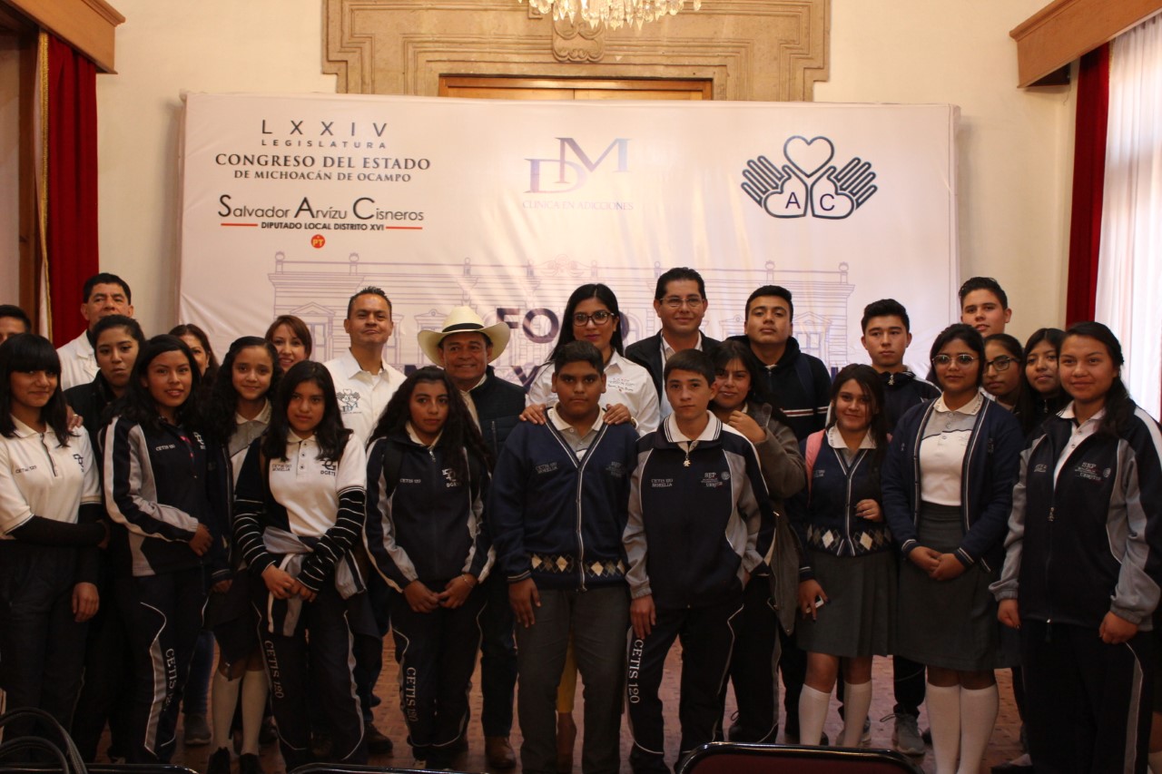 Deben adicciones prevenirse desde el núcleo familiar: Salvador Arvizu