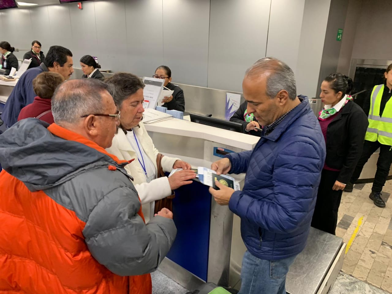 Celebra Palomas Mensajeras su segundo aniversario en California