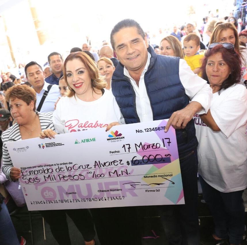 Apoya Gobierno del Estado a emprendedores de la Tierra Caliente del bajo Balsas